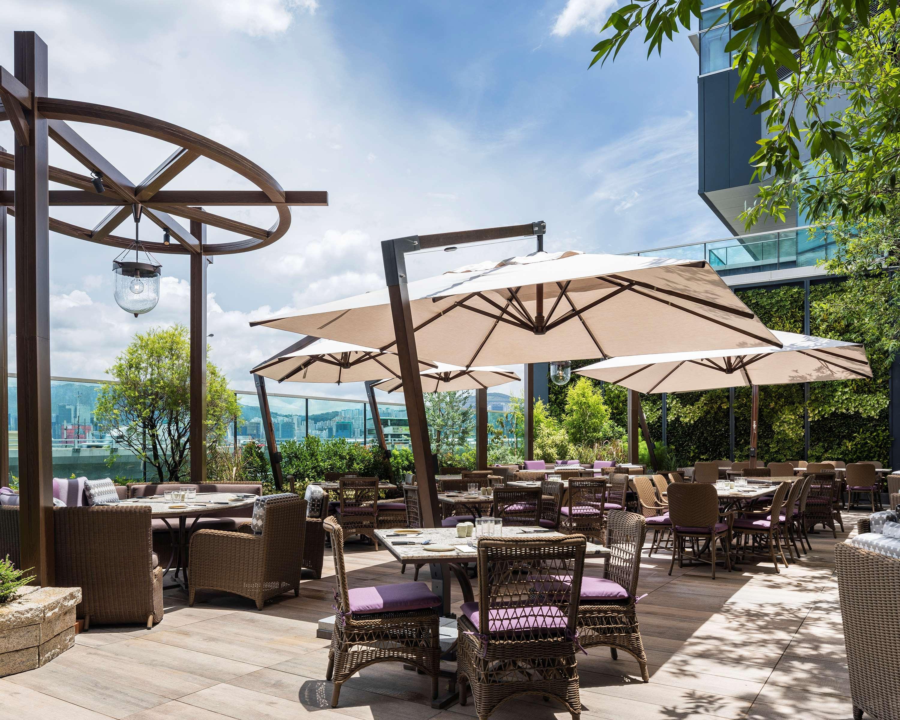 Hotel Hyatt Centric Victoria Harbour